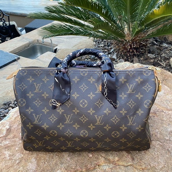 Auth Louis Vuitton speedy 35 rare scarf monogram bag showstopper ❤️❤️ - Picture 6 of 10